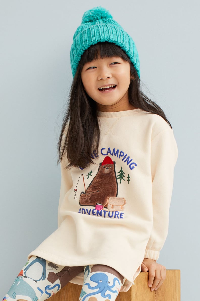 A Cozy Sweatshirt: H&M Long Sweatshirt