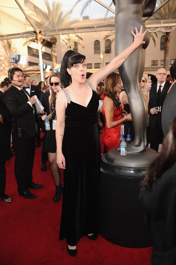 16. Pauley Perrette Taps That Booty on the SAG Statuette