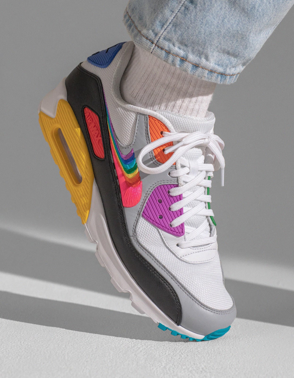 ga zo door Toelating achterstalligheid Nike Air Max 90 BeTrue | 52 Stylish Pride Pieces to Pick Up in June and  Wear Forever | POPSUGAR Fashion Photo 17