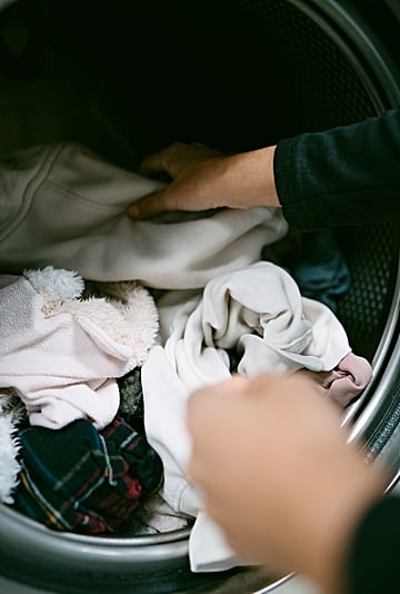 6 Eczema Triggers to Avoid, According to Doctors