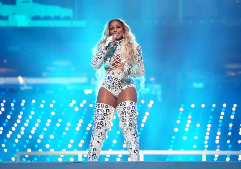 INGLEWOOD, CALIFORNIA: In this image released on February 13th, Mary J. Blige rehearses for the Pepsi Super Bowl LVI Halftime Show at SoFi Stadium in Inglewood, California. (Photo by Kevin Mazur/Getty Images for Roc Nation)