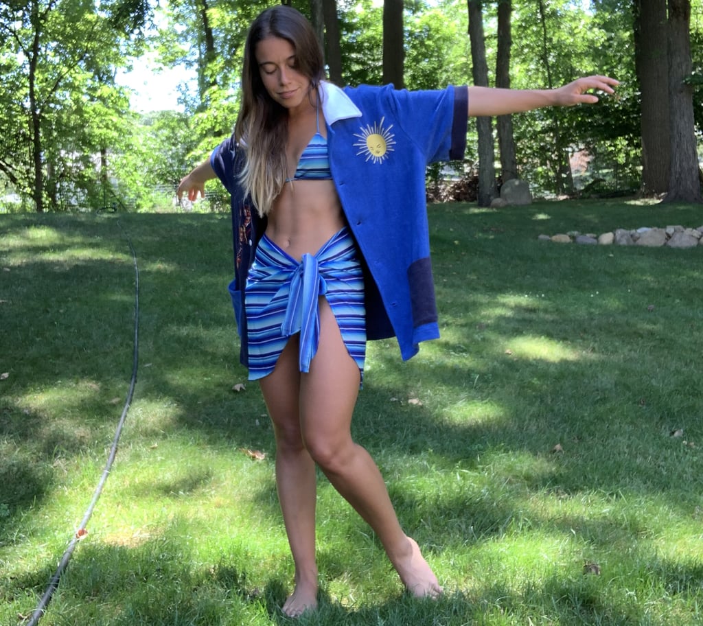 How to Wear a Sarong Skirt With Your Swimsuit