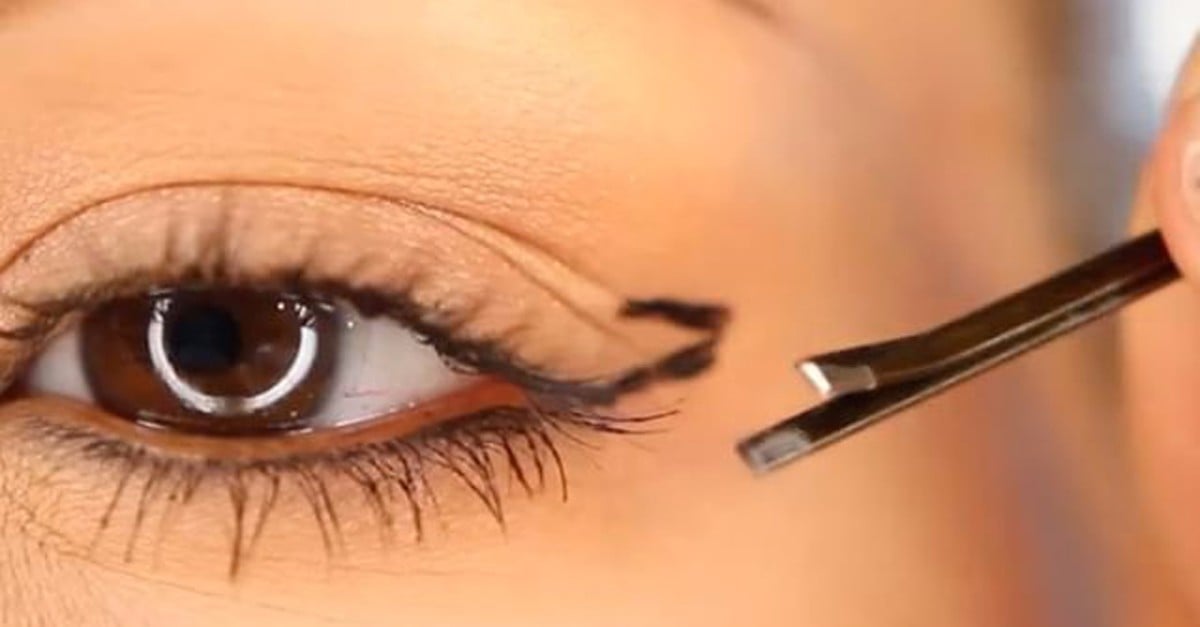 How to Apply a Cat Eye Using a Bobby Pin | PS Beauty