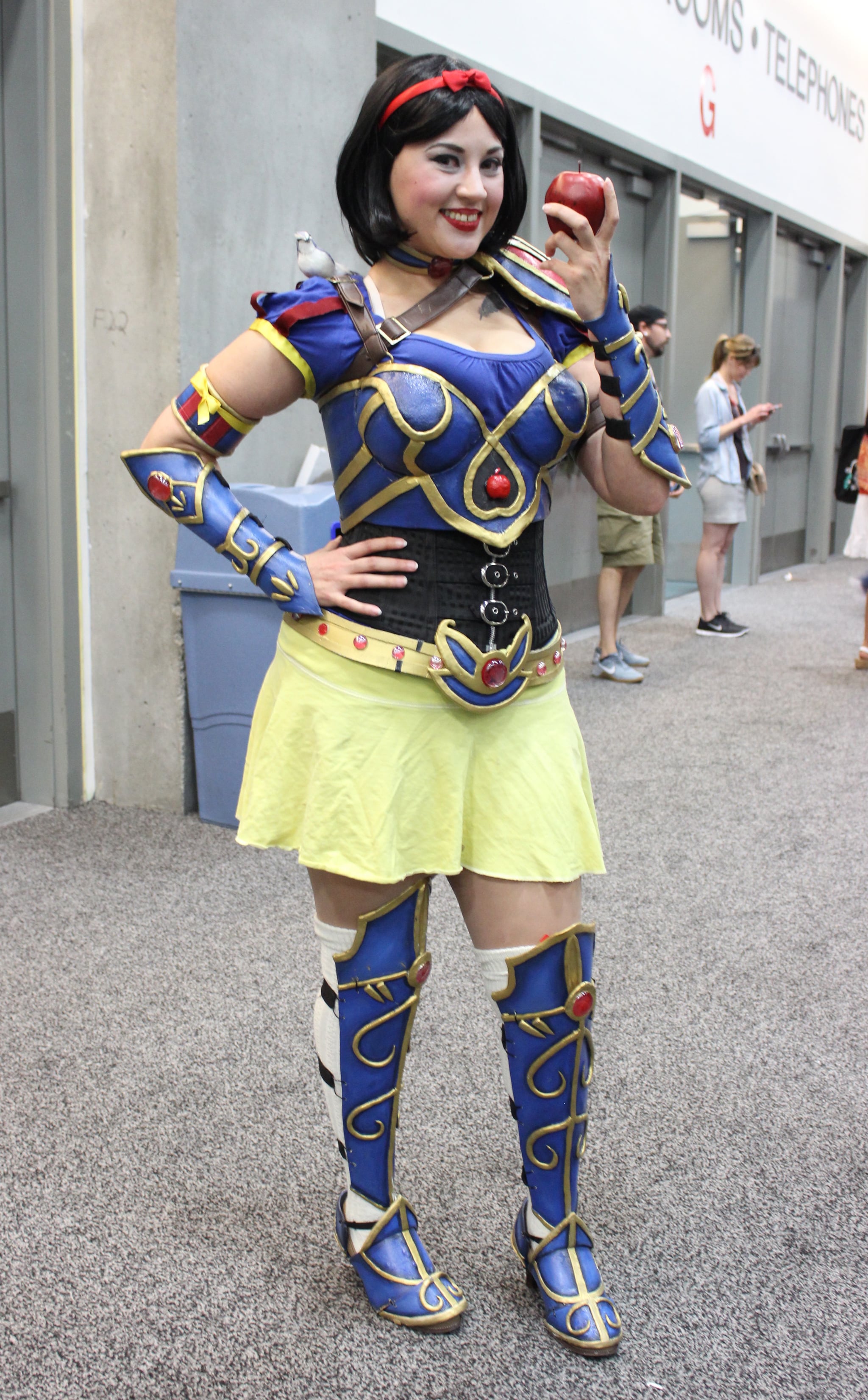 Snow White | The Absolute Best Cosplays From Comic-Con ...