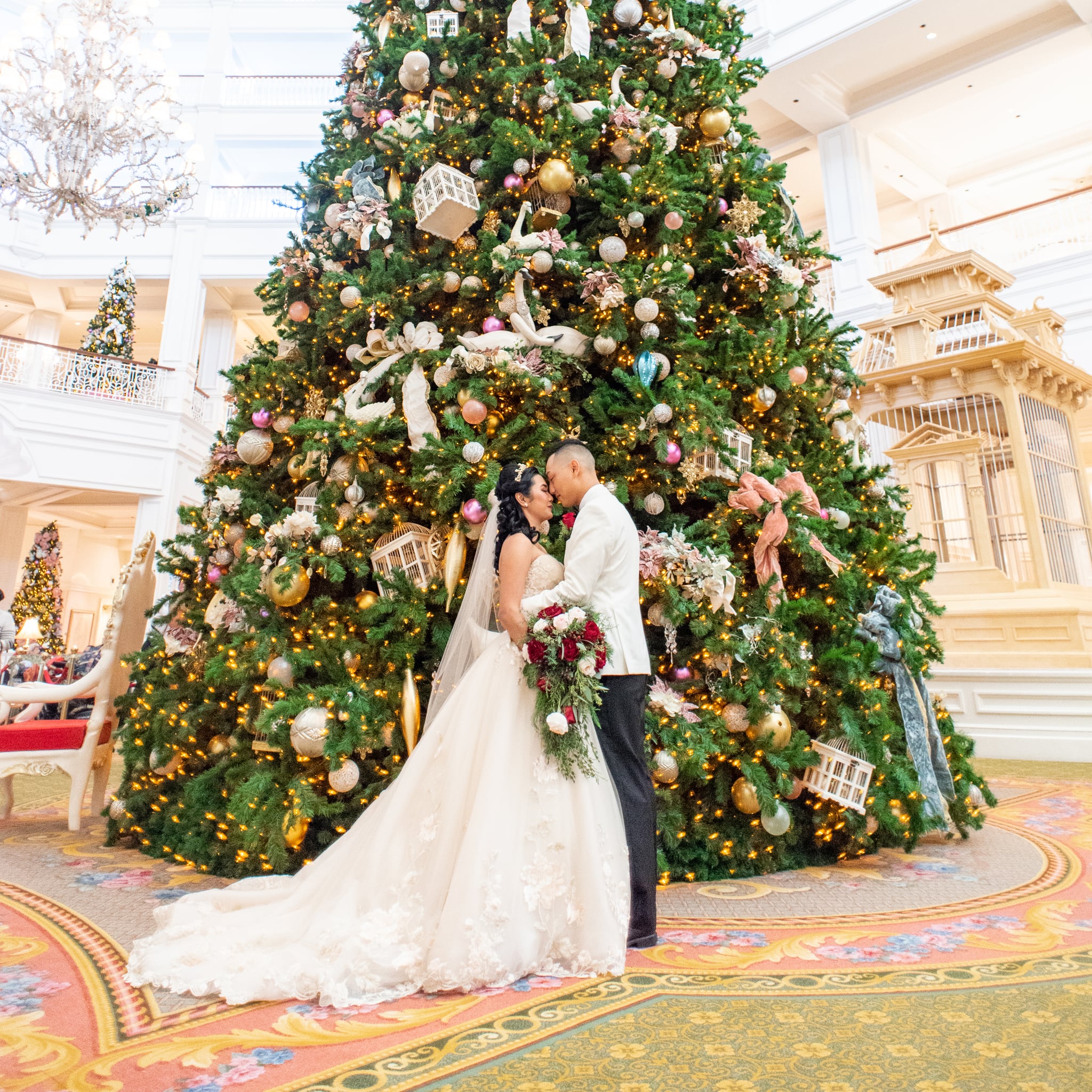 This Couple Had A Holiday Wedding At Walt Disney World Popsugar