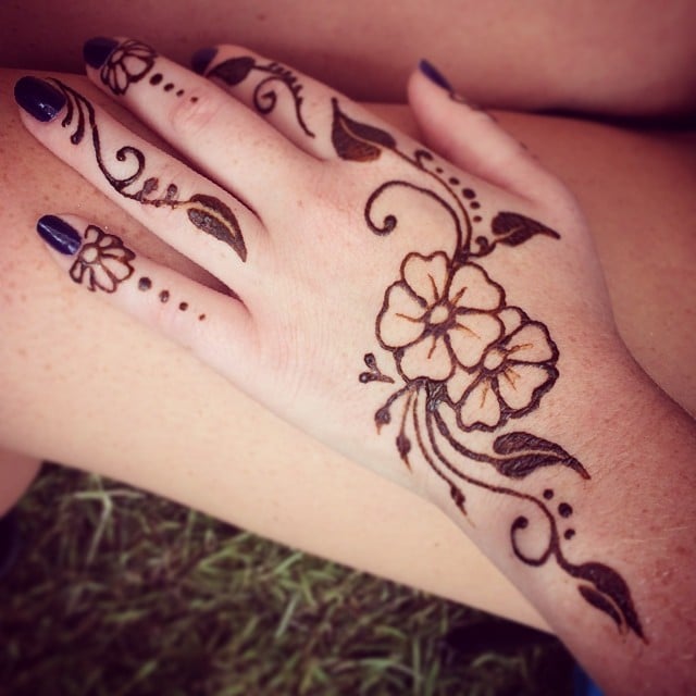 Holler For Henna