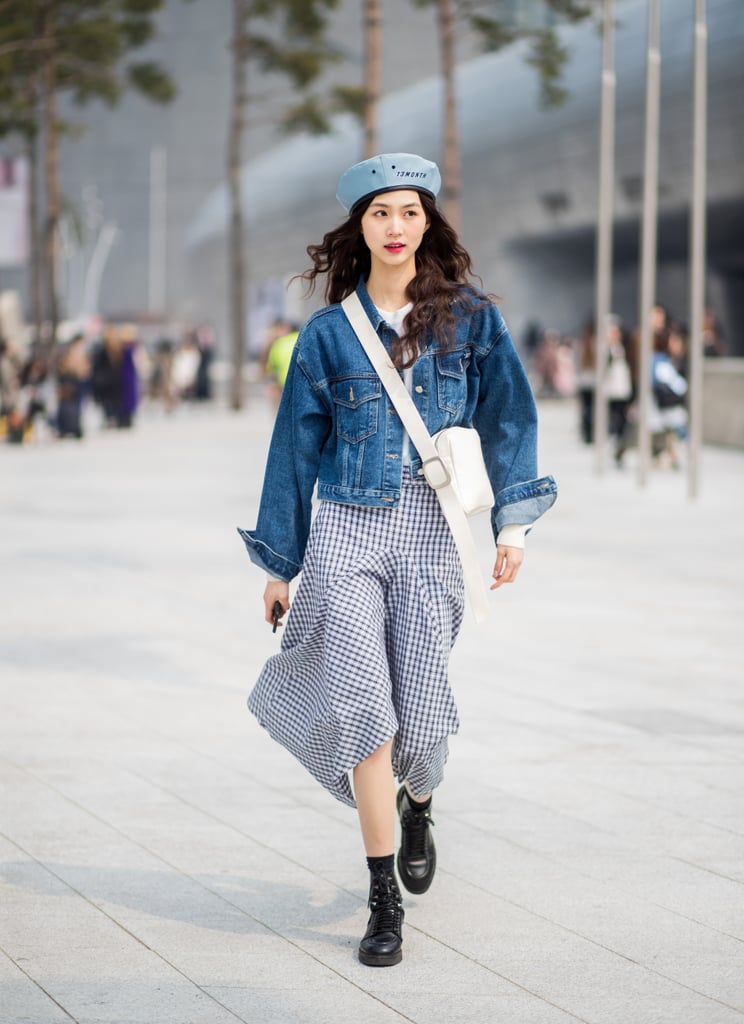 Team with a printed dress and oversize denim jacket.