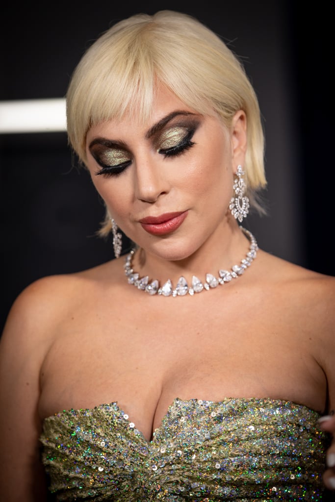 Lady Gaga将金发鲍勃的房子古奇洛杉矶首映