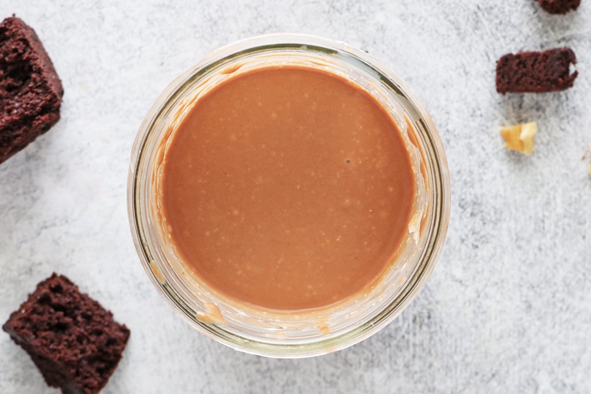 Chocolate Nutella mason jar ice cream mixture in mason jar