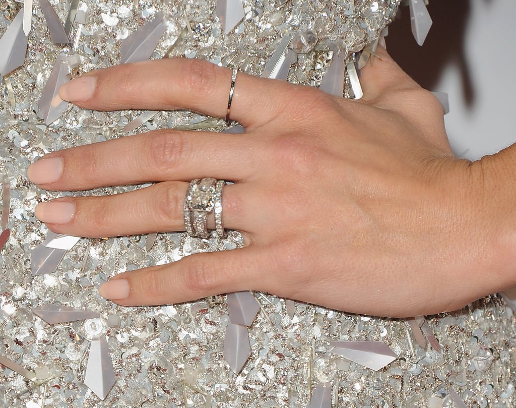 She Often Wore Her Engagement Ring in Between 2 Thin Diamond Bands ...