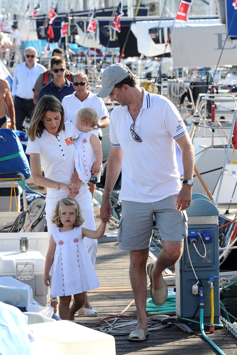 Princess Leonor and Infanta Sofía in 2008