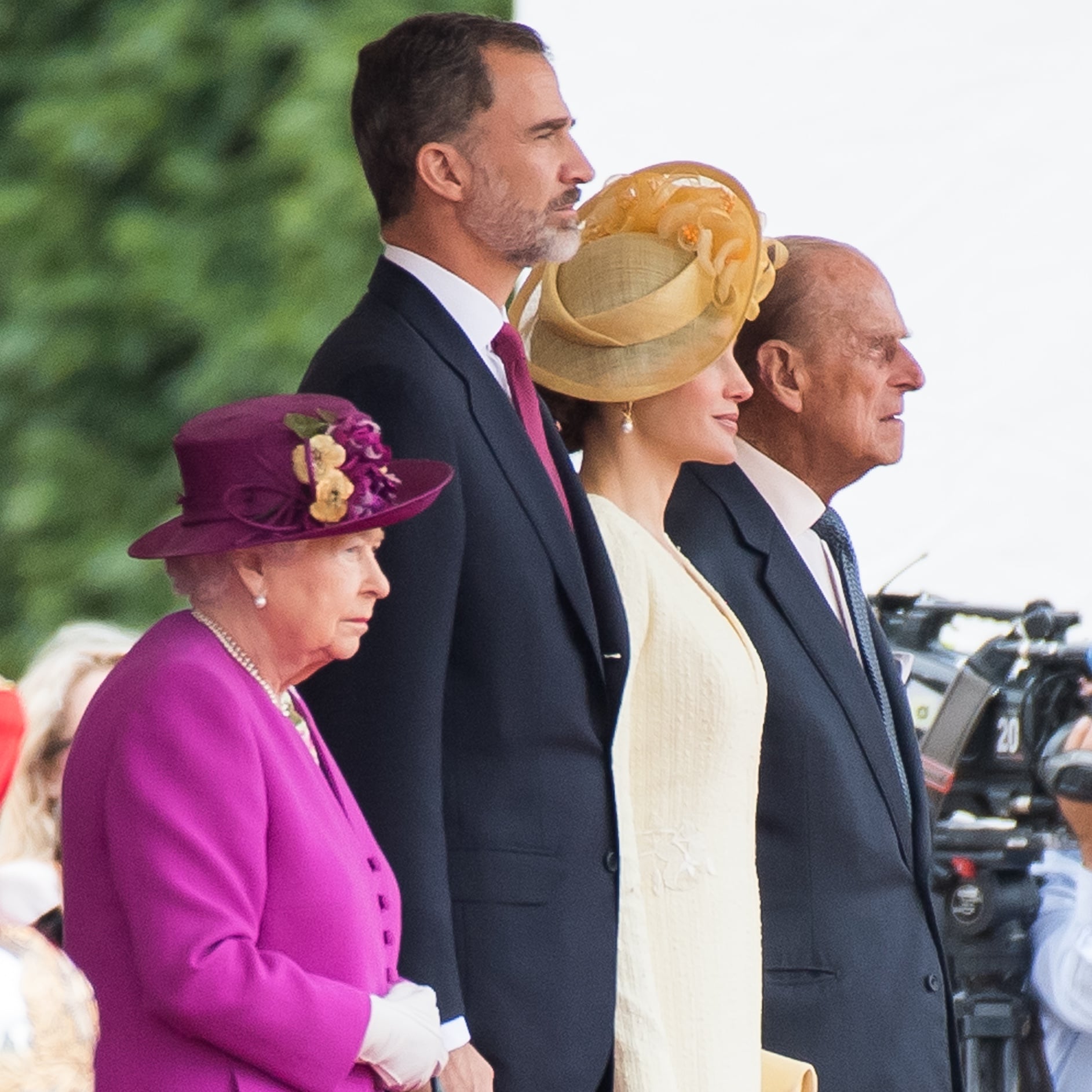 How Tall Is Queen Elizabeth Ii Popsugar Celebrity