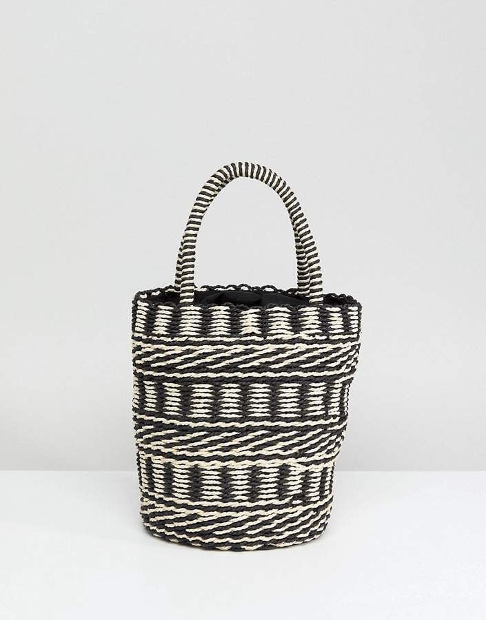 Straw Bucket With Drawstring