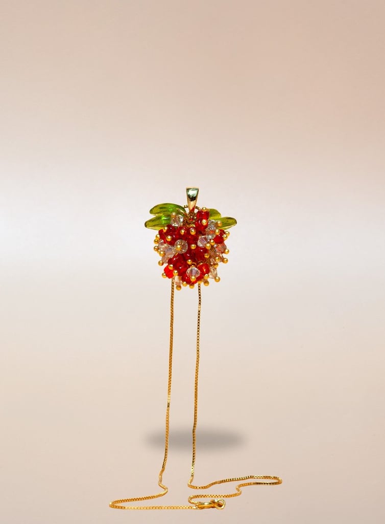 Annele Sparkling Strawberry Necklace