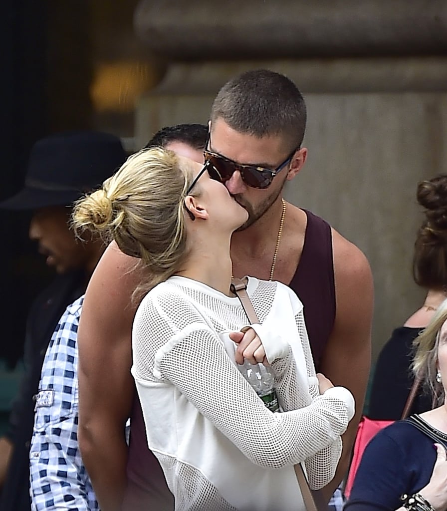 Toni Garrn and Chandler Parsons Kissing in NYC | POPSUGAR ...