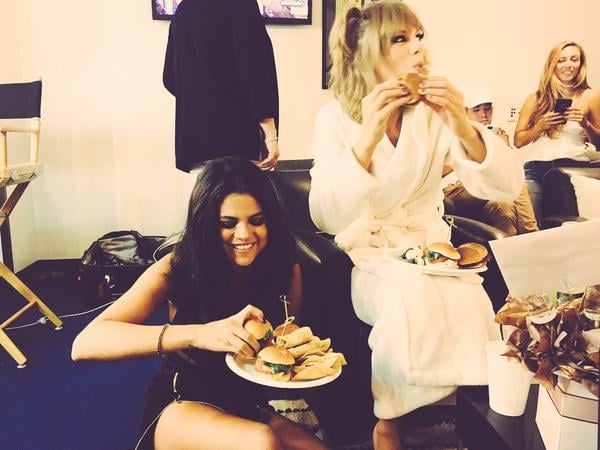 Taylor Swift and Selena Gomez at MTV VMAs 2015