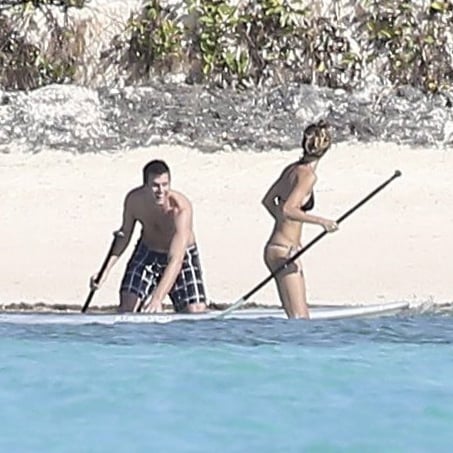 Gisele Bundchen and Tom Brady Go Paddle Boarding | Pictures