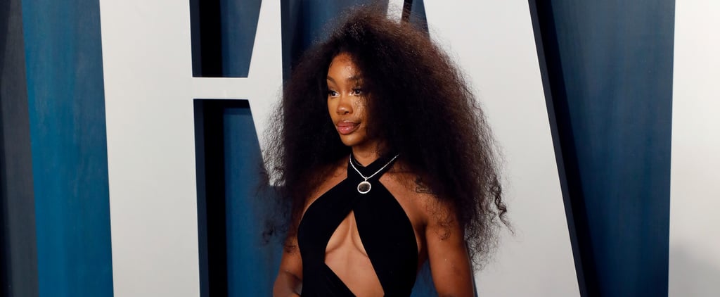 SZA Hit the BBMAs Red Carpet With a Blond Streak In Her Hair Like It's the Early 2000s