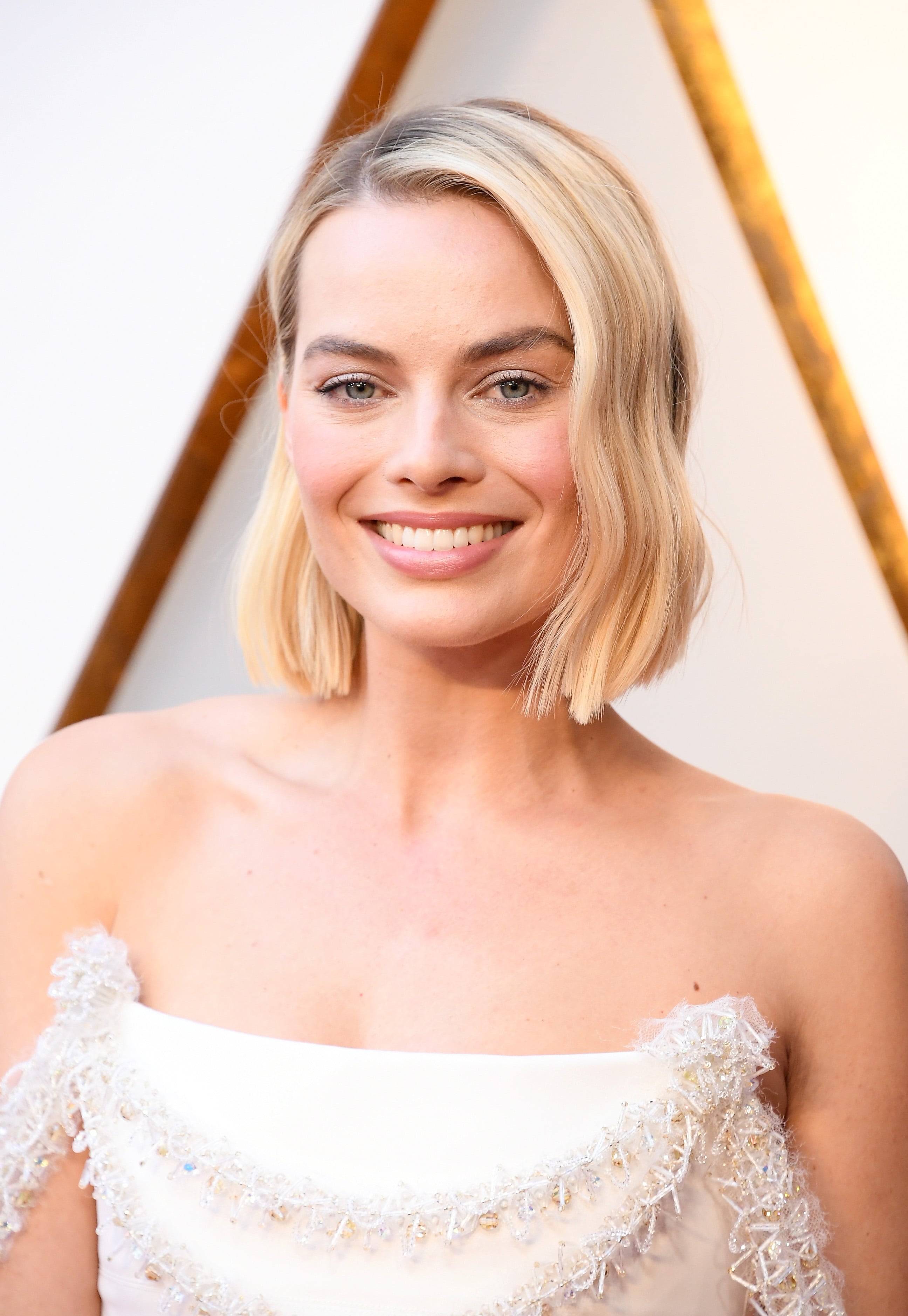 Margot robbie white chanel dress store