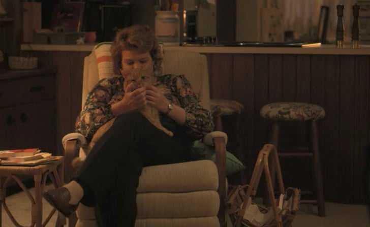 Reactions To Dustin S Cat Dying On Stranger Things Popsugar Entertainment