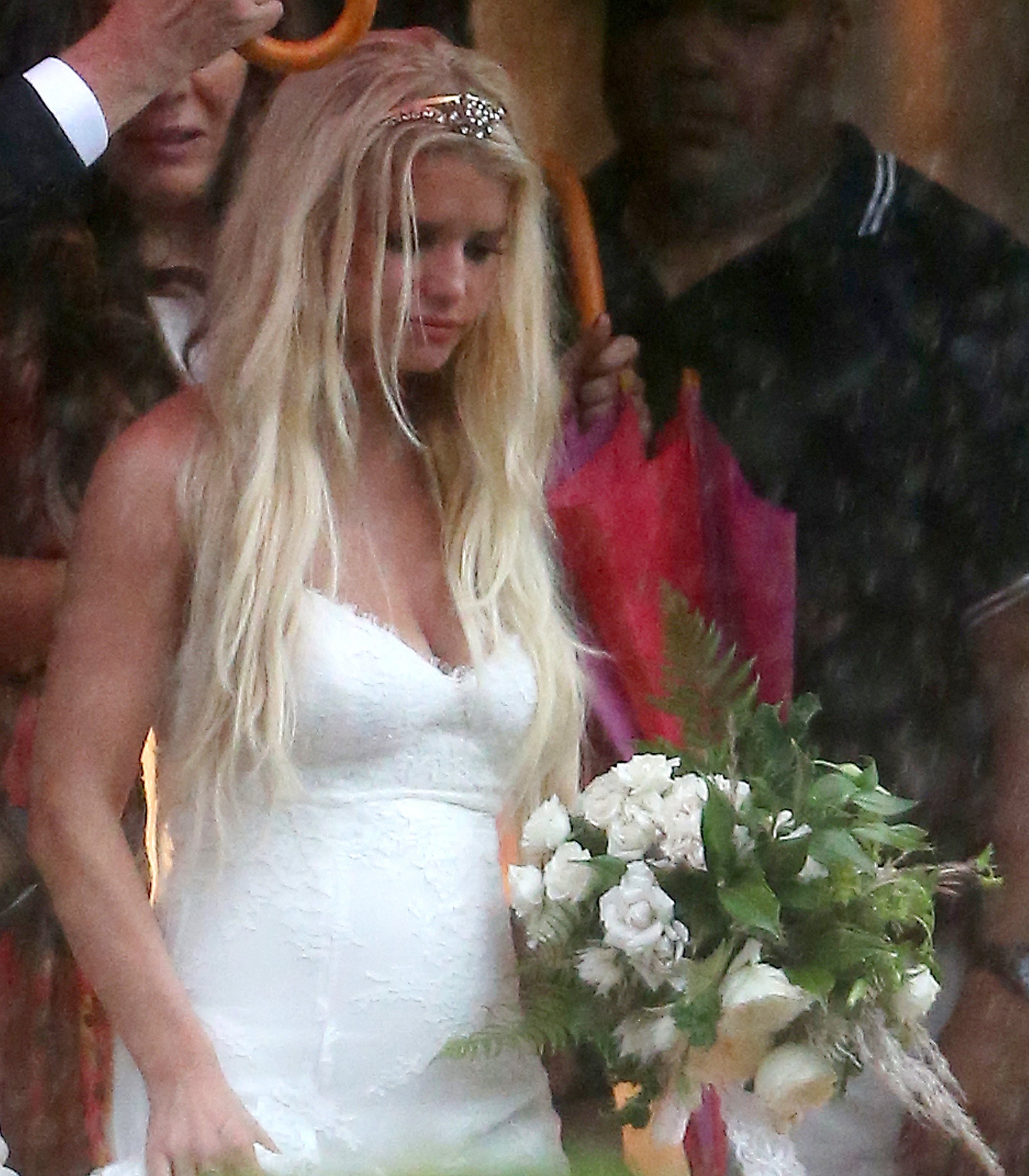 Jessica Simpson 'Dedicated' to Fixing Marriage: Report