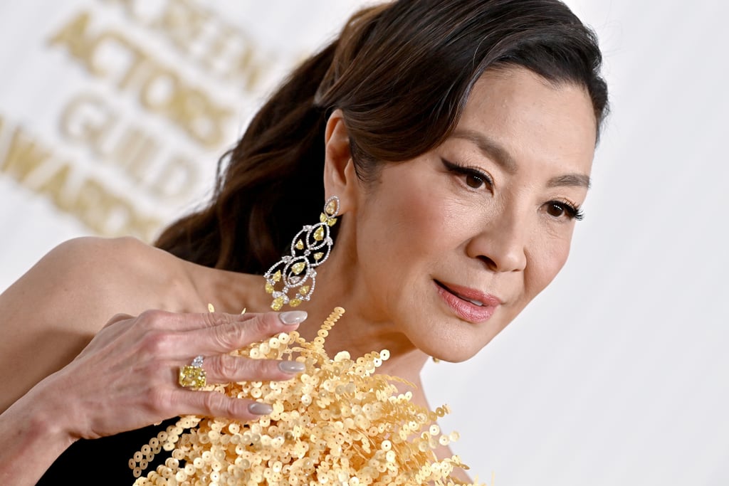 杨紫琼在2023年美国演员工会奖上的“富家女”美甲