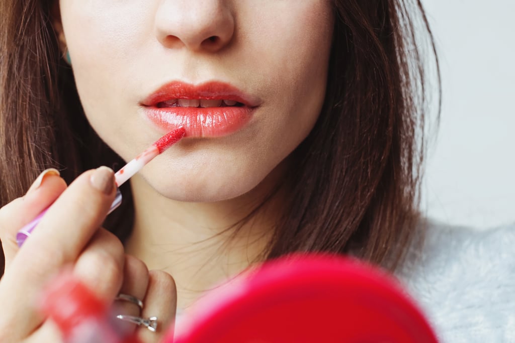 Coral Lipstick Looks to Wear on Your Summer Vacation