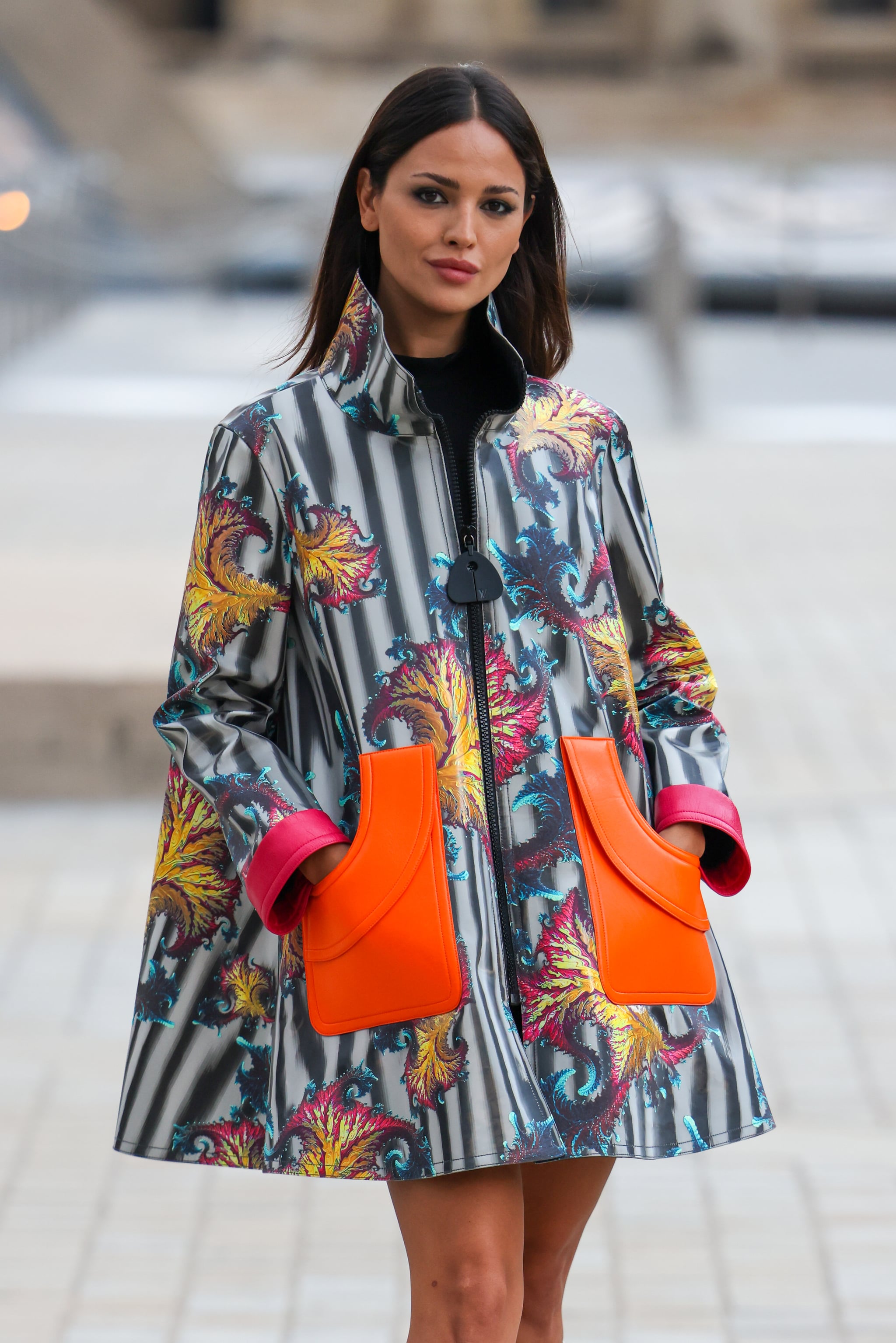 PARIS, FRANCE - OCTOBER 05: Eiza Gonzalez attends the Louis Vuitton Womenswear Spring/Summer 2022 show as part of Paris Fashion Week on October 05, 2021 in Paris, France. (Photo by Pierre Suu/Getty Images)