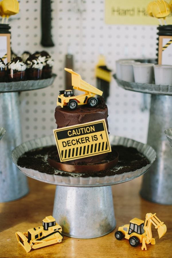 Construction-Themed Cake