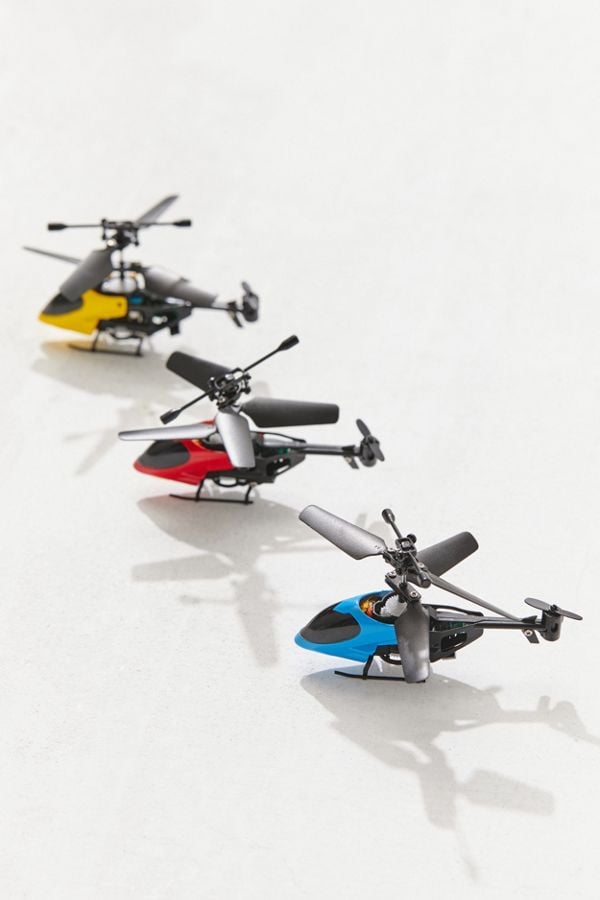 World’s Smallest R/C Helicopter