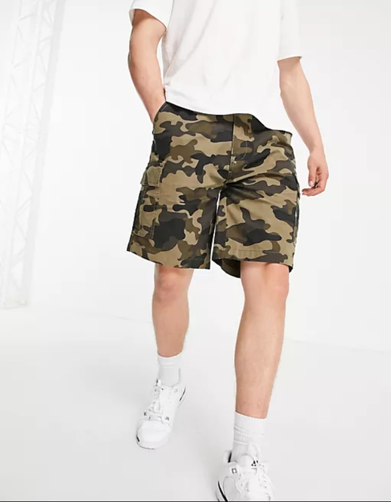 Cardi B and Offset Wear Matching Camo Shorts and Birkin Bags | POPSUGAR ...