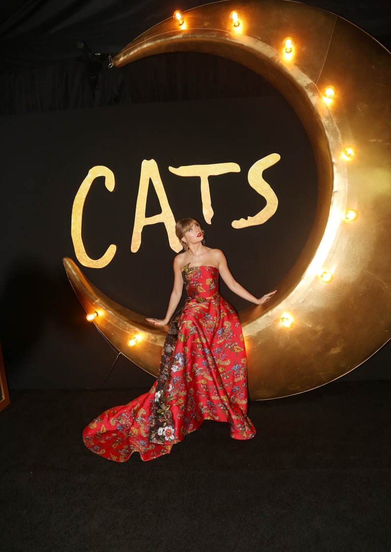 Taylor Swift Wears Oscar de la Renta at the Cats Premiere in NYC