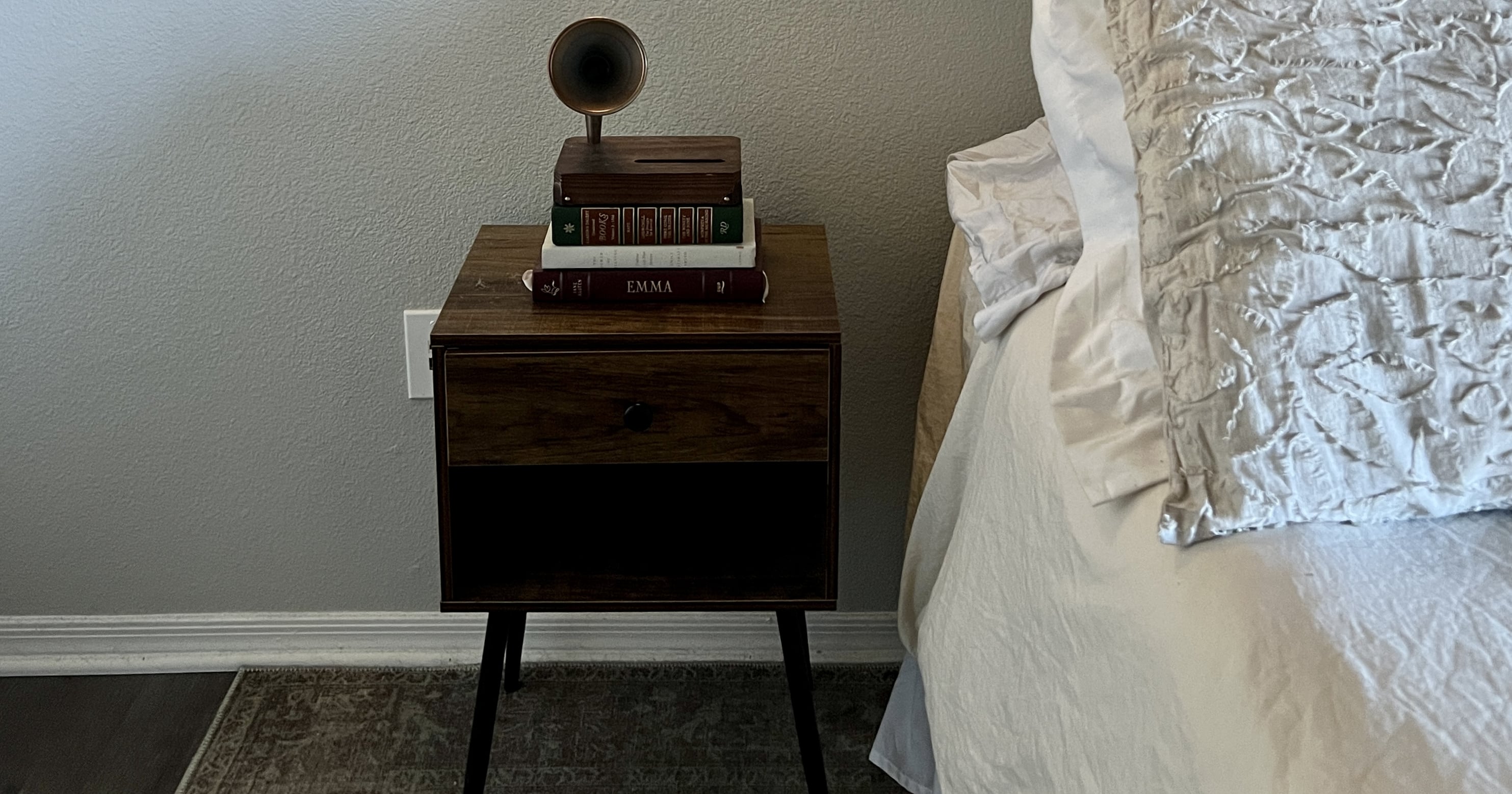 These Wayfair Nightstands Tick All of My Boxes: Practical, Space-Saving, and Affordable