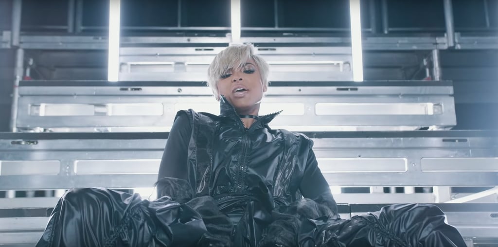 Ciara's Short Blond Hair in "Set" Music Video