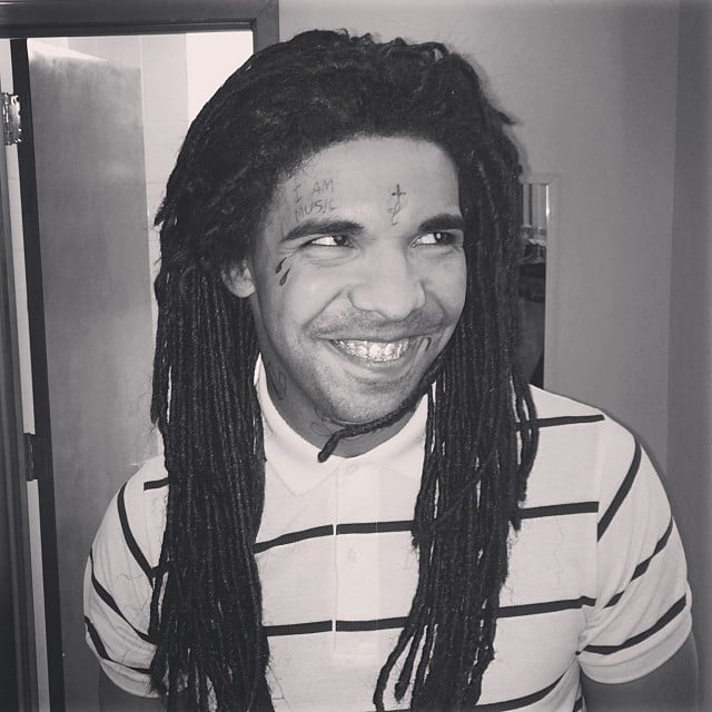 Drake posted a photo of his spot-on Lil Wayne costume backstage at SNL.
Source: Instagram user champagnepapi