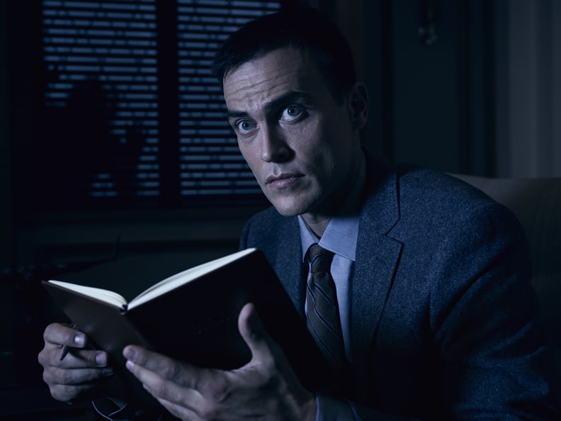 AMERICAN HORROR STORY: CULT -- Pictured: Cheyenne Jackson as Dr. Vincent. CR: Frank Ockenfels/FX
