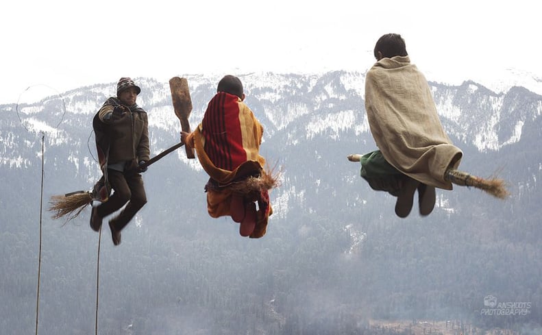 It really looks like they're flying, right?