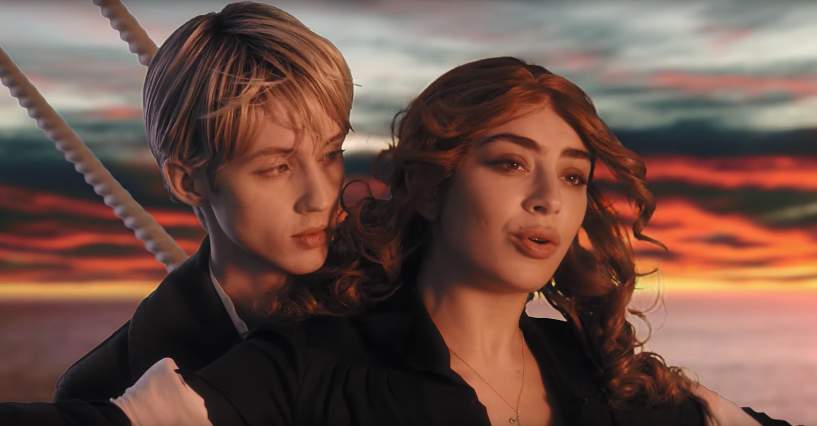 Charli Xcx And Troye Sivan S 1999 Music Video Ps Entertainment