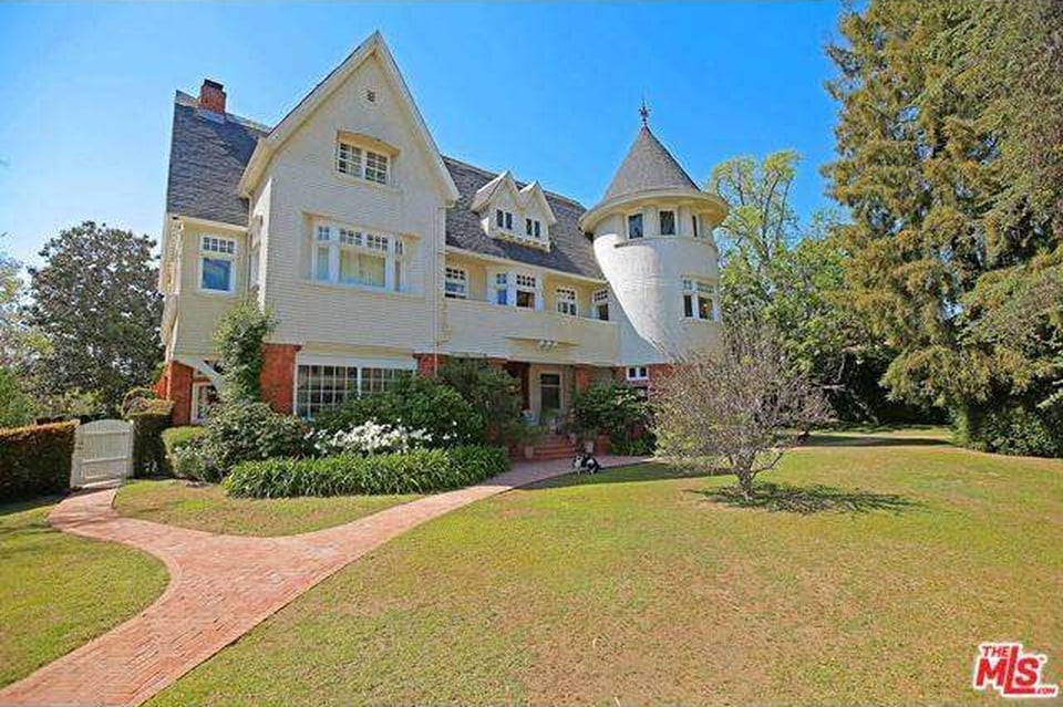 Kat Von D Buys House From Cheaper By The Dozen Popsugar Home