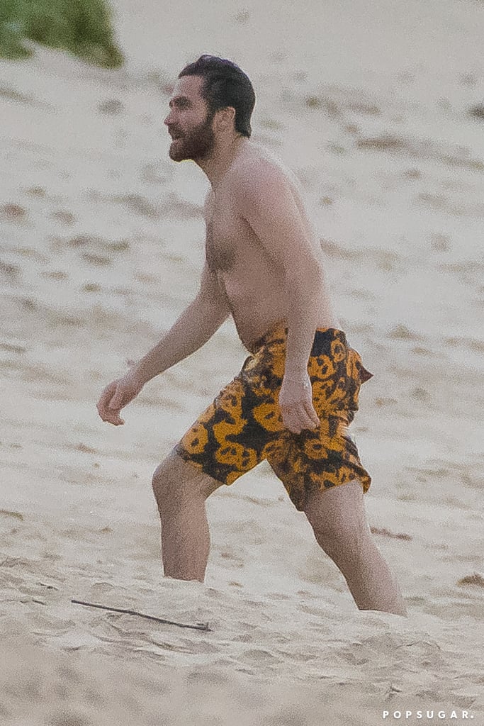 Jake Gyllenhaal Shirtless in St. Barts Pictures Dec. 2016 POPSUGAR