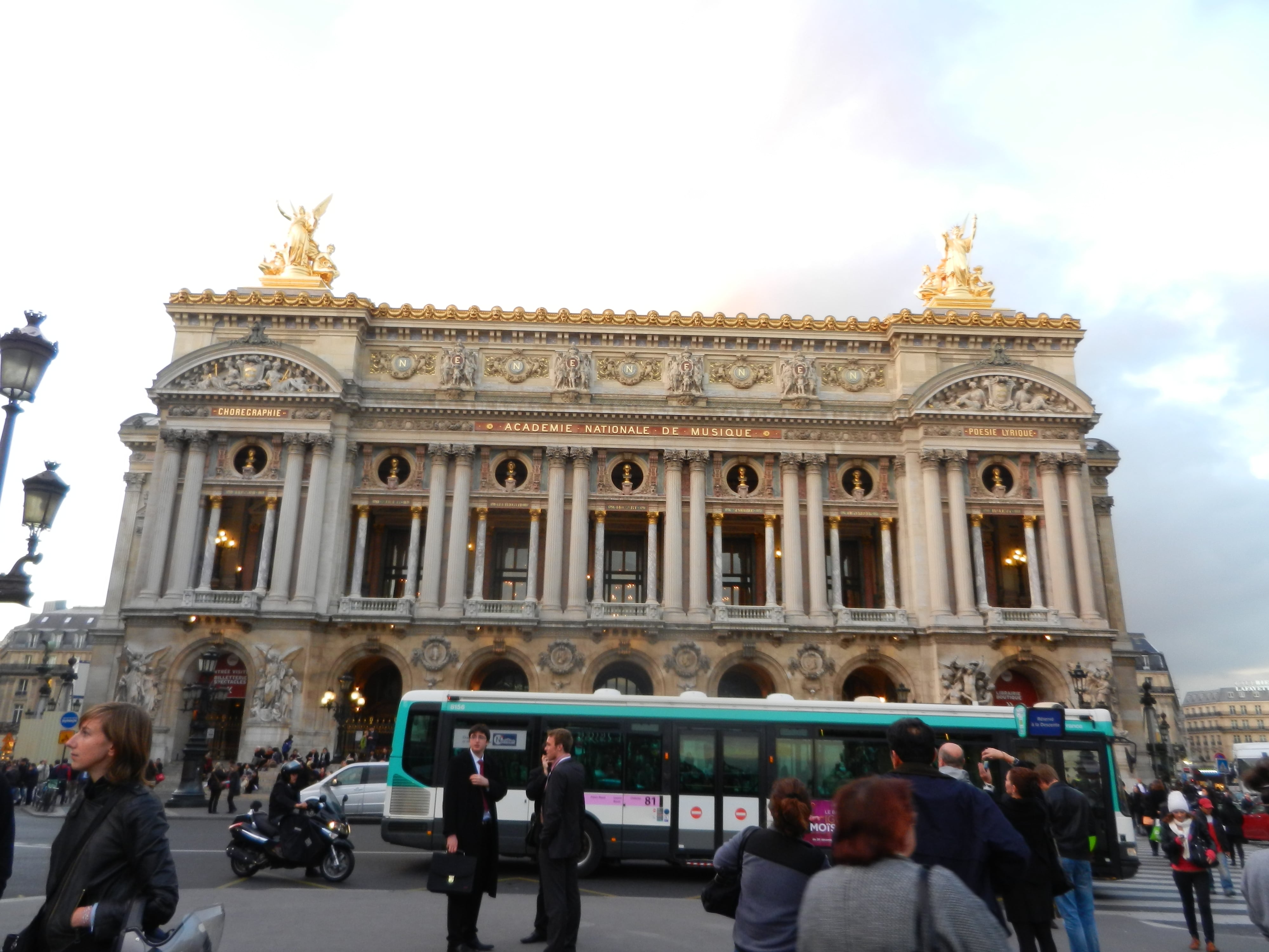 Destination Placement: Is ''Emily in Paris'' an Ad for the City of Paris? -  Pubosphere