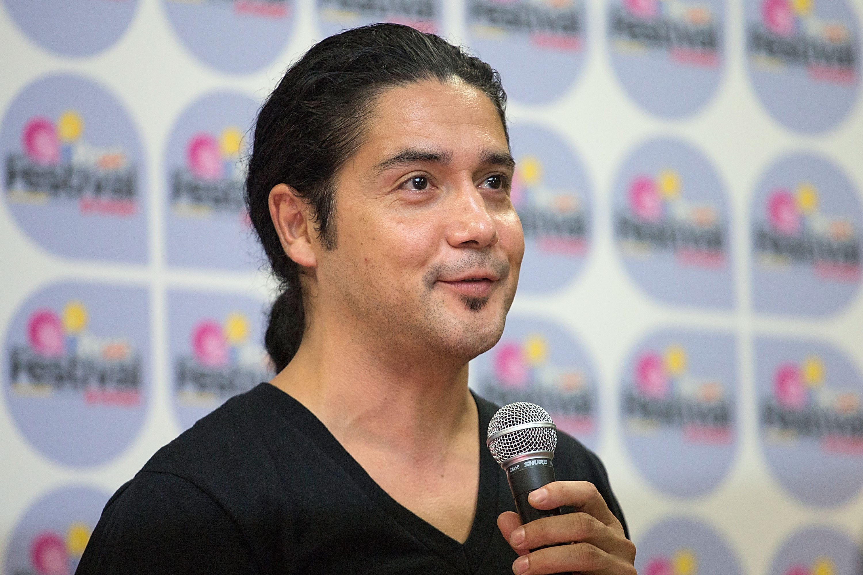 Who Is Chris Perez Married To Now - h1kcd7g