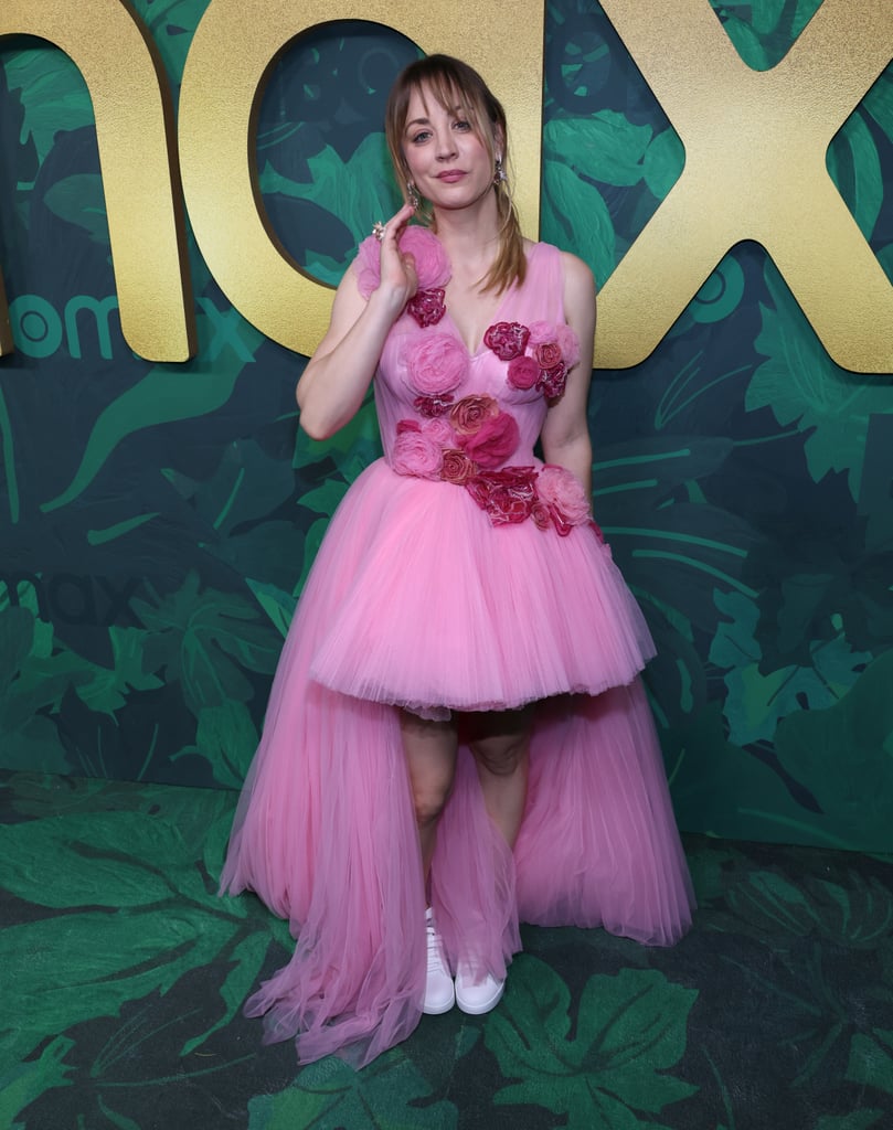 卡蕾·库柯的粉红艾美奖礼服照