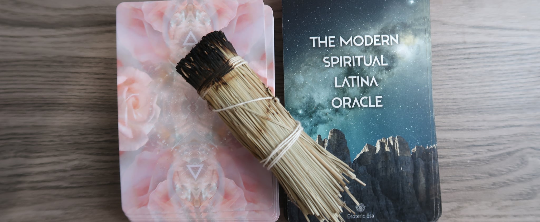 What Are Oracle Cards and How Are They Different From Tarot? | POPSUGAR  Latina