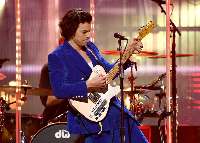 NEW YORK, NEW YORK - MARCH 29: Harry Styles performs at the  2019 Rock & Roll Hall Of Fame Induction Ceremony - Show at Barclays Center on March 29, 2019 in New York City. (Photo by Mike Coppola/WireImage)