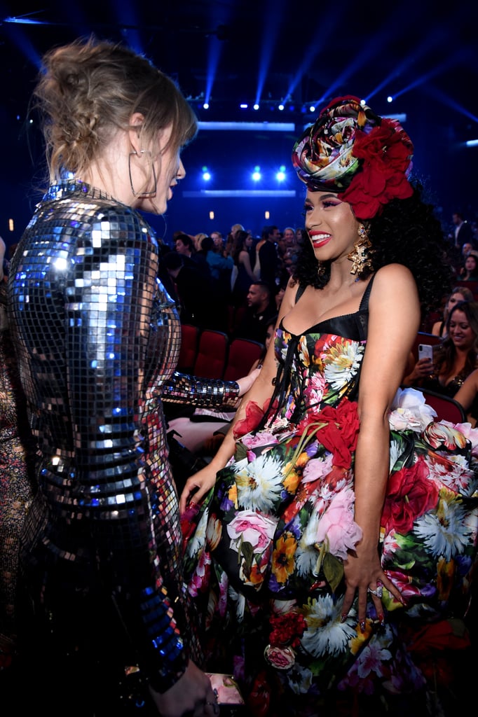Taylor Swift at the 2018 American Music Awards