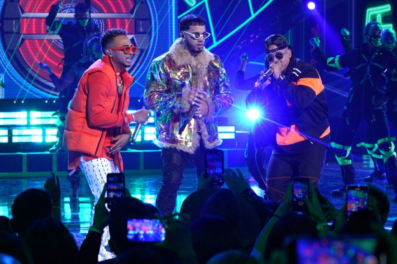 HOLLYWOOD, CALIFORNIA - OCTOBER 17: (L-R) Ozuna, Anuel AA and Daddy Yankee perform onstage during the 2019 Latin American Music Awards at Dolby Theatre on October 17, 2019 in Hollywood, California. (Photo by JC Olivera/Getty Images)