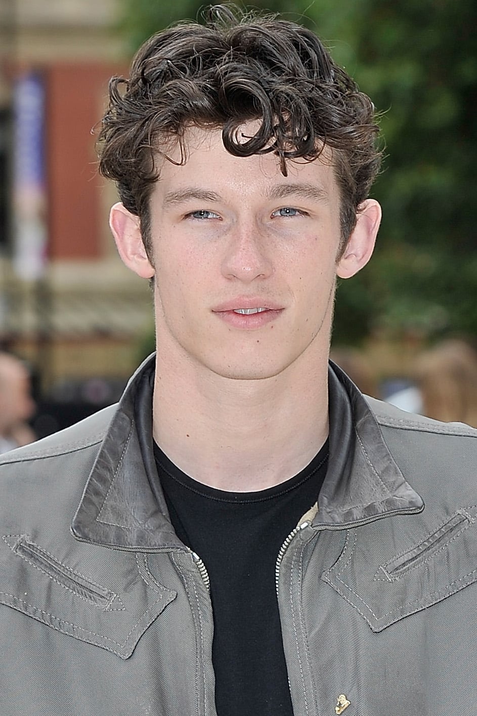 Callum Turner As Newt S Brother Fantastic Beasts And Where To Find Them 2 Cast Popsugar Celebrity Uk Photo 10