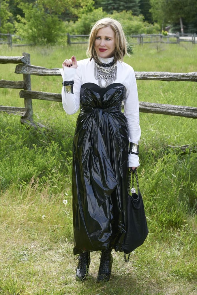 Moira S Best Looks On Schitt S Creek Popsugar Fashion
