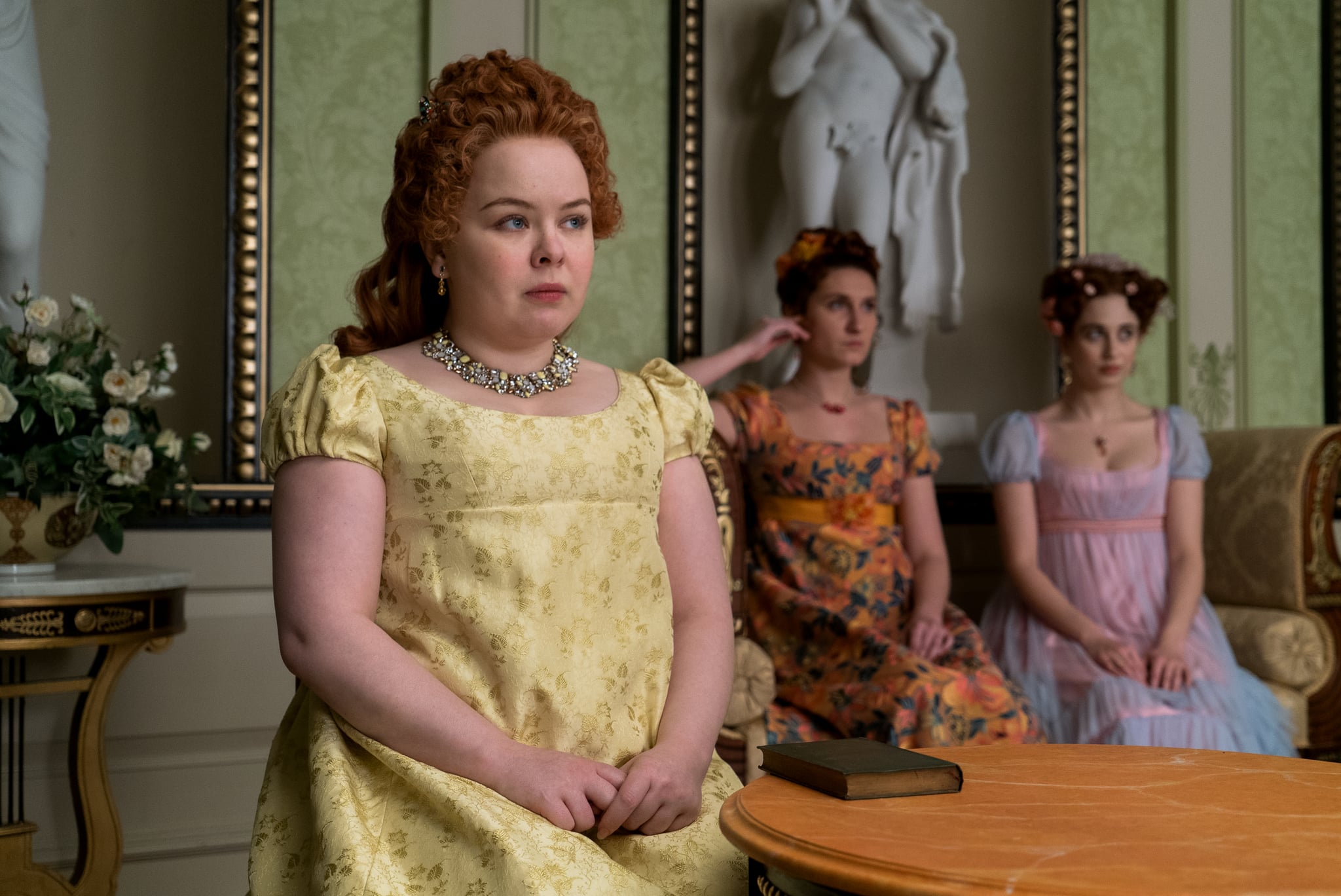 BRIDGERTON (L to R) NICOLA COUGHLAN as PENELOPE FEATHERINGTON, BESSIE CARTER as PRUDENCE FEATHERINGTON and HARRIET CAINS as PHILLIPA FEATHERINGTON in episode 10 of BRIDGERTON Cr. LIAM DANIEL/NETFLIX  2020